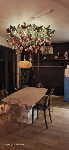 New York - Plafond kunstkerstboom - rond 250 cm - met Brandcertificaat - Ophangoog